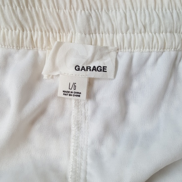 GARAGE white shorts - Picture 3 of 3